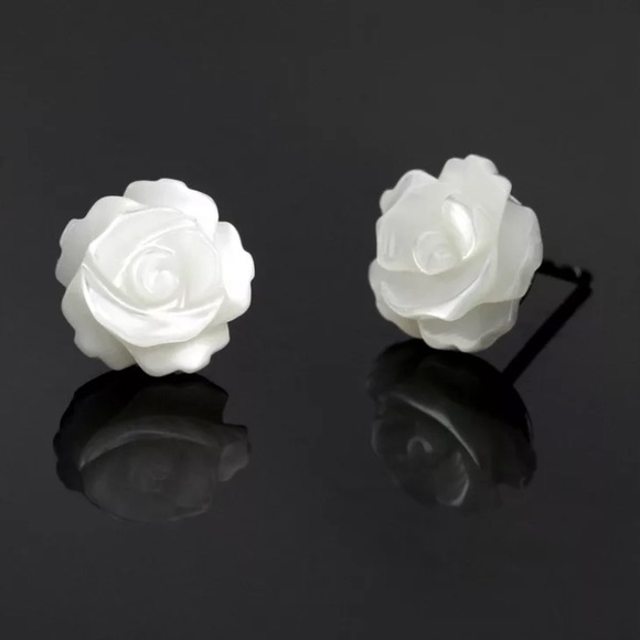 Jewelry - New! White Rose Stud Earrings